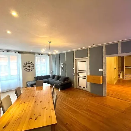Spacious In The Heart Of The Center リクヴィール