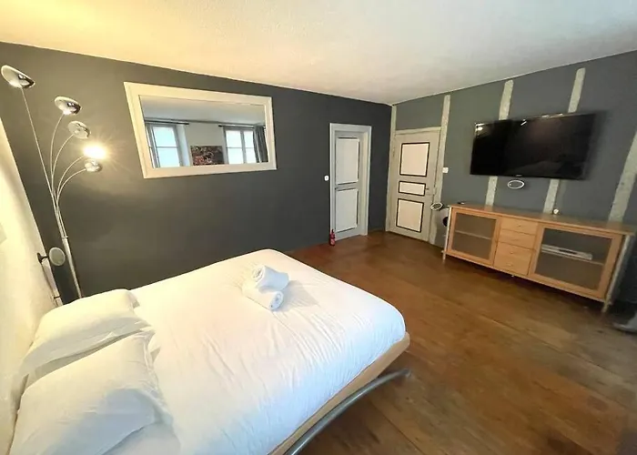 Spacious In The Heart Of The Center Appartamento Riquewihr